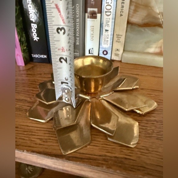 Vintage Brass Lotus Flower Candlestick Holder Gold - Picture 6 of 8